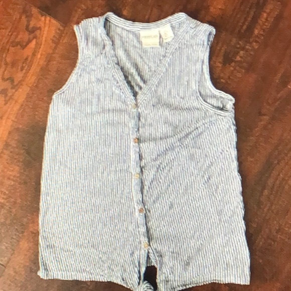 Rachel Zoe sleeveless buttoned blouse. blue and white pinstripe. Large - Picture 1 of 2